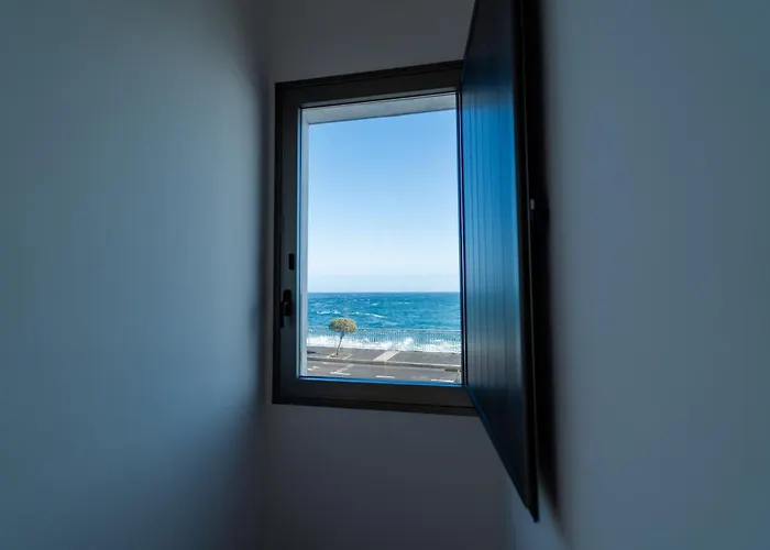 La Casa Del Mar *